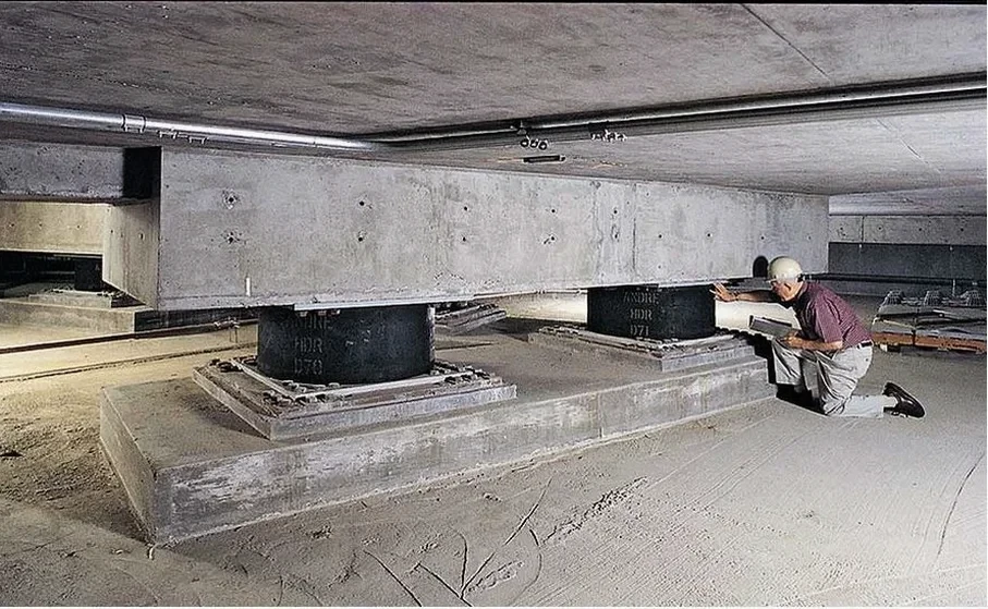 Base Isolation Seismic Design in Kitchener: NBCC Compliance and Soil-Specific Performance